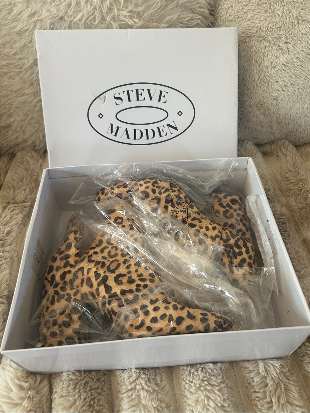 Steve Madden Leopard Print Ankle Booties in Tan & Black